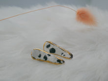 Afbeelding in Gallery-weergave laden, dalmatier oorbel
